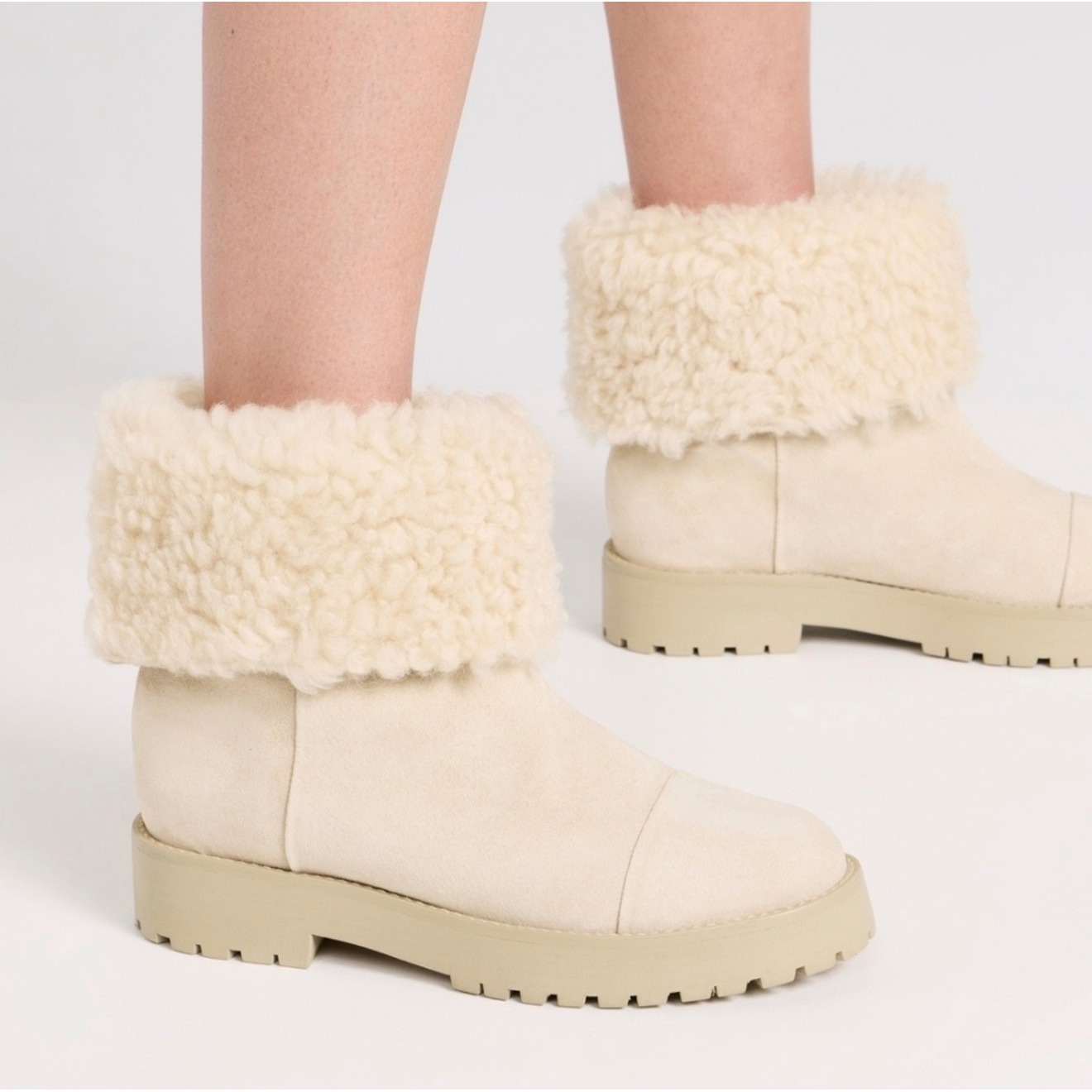 Cult Gaia Avena Shearling Ankle Boots 38.5/Us 8.5 Beige Suede Winter Cozy Fur